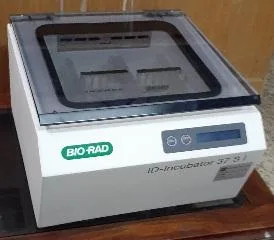 Hettich EBA 20 Centrifuge